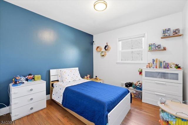 38 Holiday Dr, Hopatcong Boro, NJ 07843