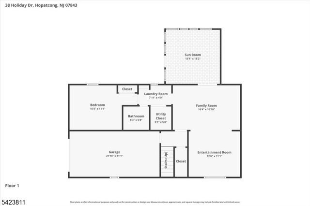 38 Holiday Dr, Hopatcong Boro, NJ 07843