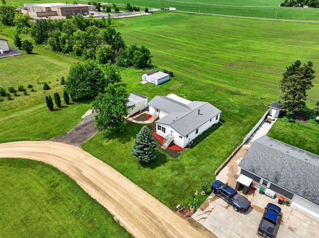 1445 1st Avenue SW, Oronoco, MN 55960