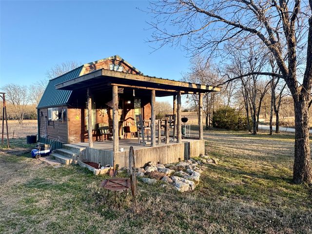 4926 County Road 3110, Campbell, TX 75422