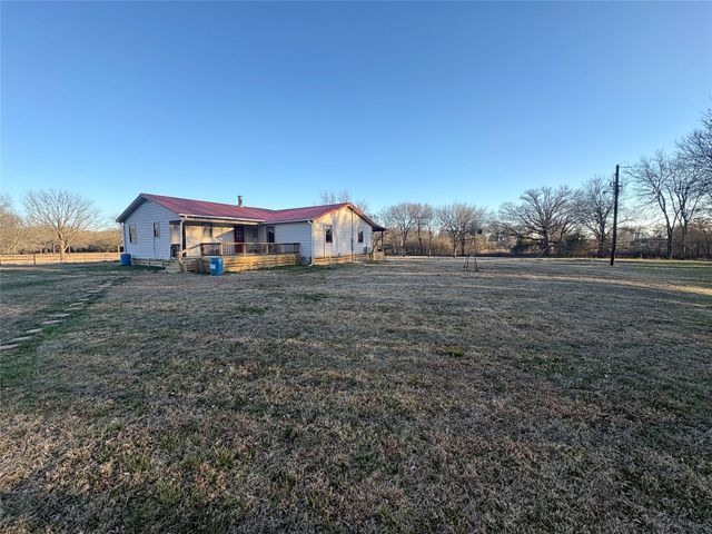 4926 County Road 3110, Campbell, TX 75422