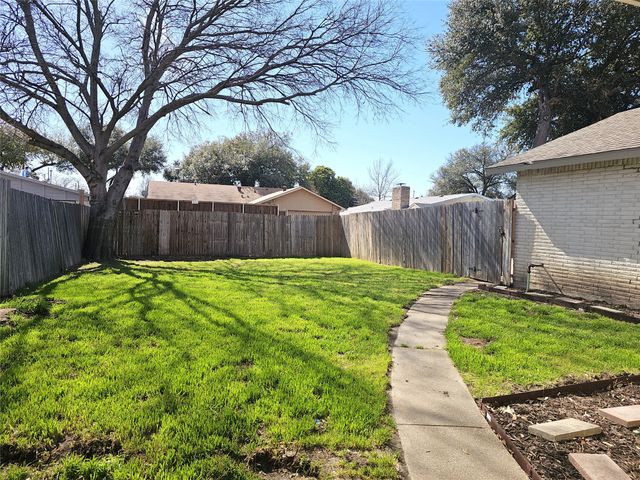 3014 Ripplewood Drive, Garland, TX 75044