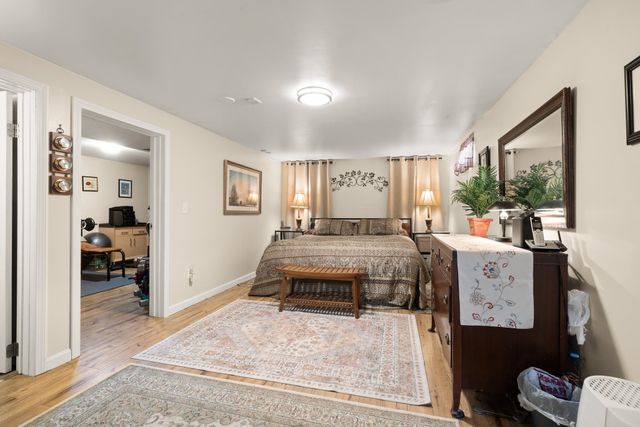 36 E Glenwood Street, Nashua, NH 03060