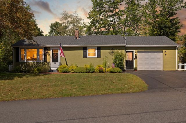 36 E Glenwood Street, Nashua, NH 03060