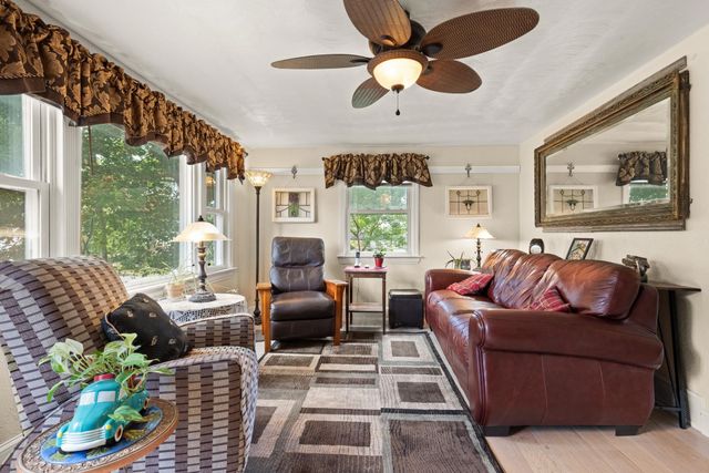 36 E Glenwood Street, Nashua, NH 03060
