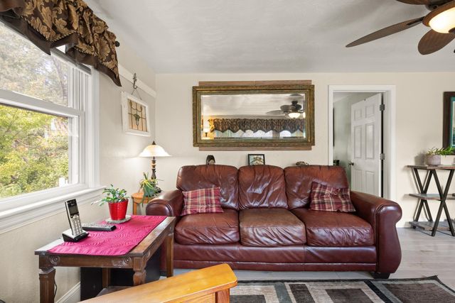 36 E Glenwood Street, Nashua, NH 03060