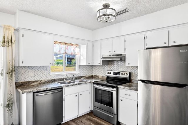 8152 SW 106TH STREET, Ocala, FL 34481