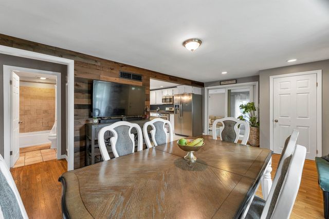180 E Main Street, Hampstead, NH 03826