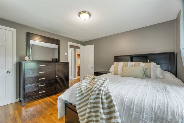180 E Main Street, Hampstead, NH 03826