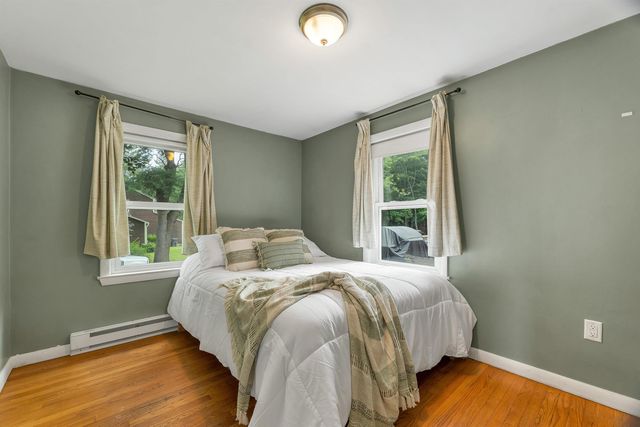180 E Main Street, Hampstead, NH 03826