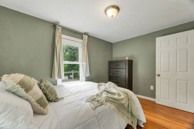 180 E Main Street, Hampstead, NH 03826