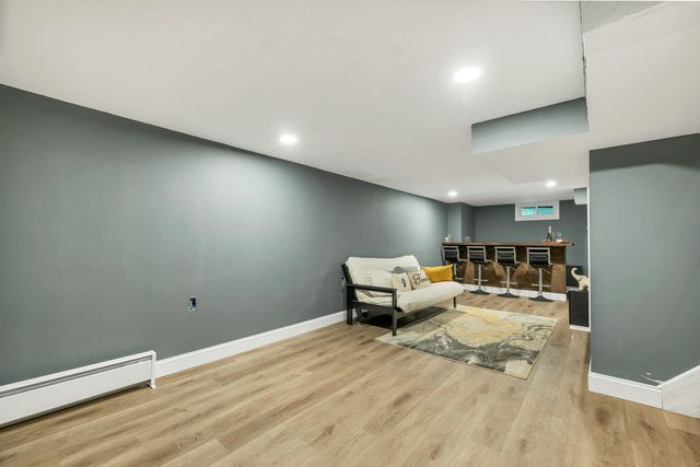 180 E Main Street, Hampstead, NH 03826