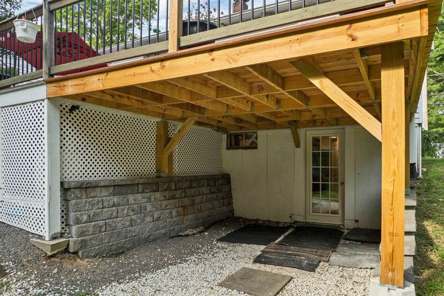 180 E Main Street, Hampstead, NH 03826