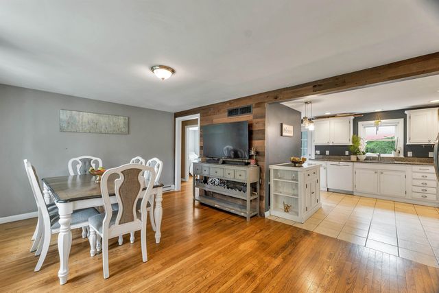 180 E Main Street, Hampstead, NH 03826