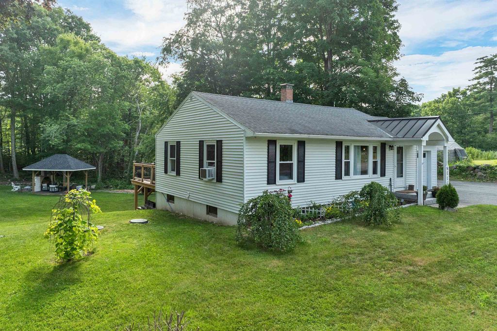 180 E Main Street, Hampstead, NH 03826
