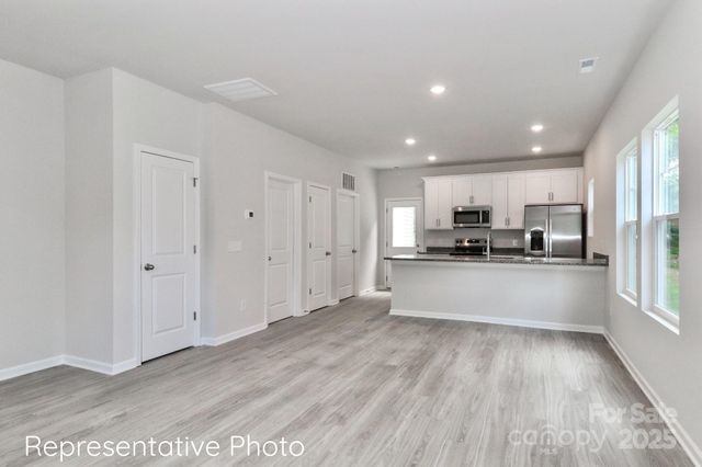 415 W Iredell Avenue, Mooresville, NC 28115