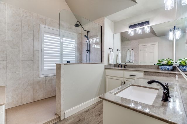 11845 Fm 2449, Ponder, TX 76259