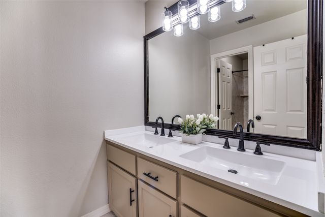 11845 Fm 2449, Ponder, TX 76259