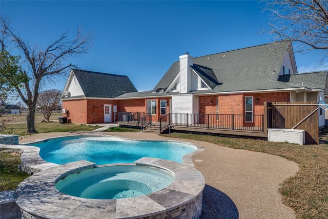 11845 Fm 2449, Ponder, TX 76259