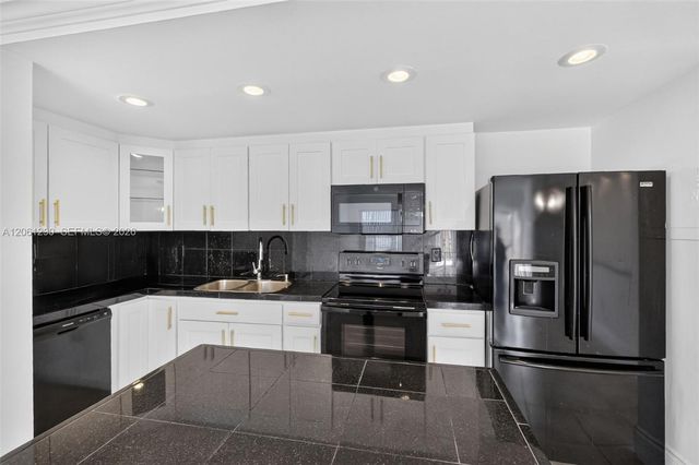 4544 NW 79th Ave 1H, Doral, FL 33166