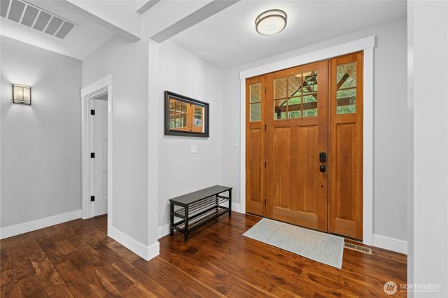 2415 44th Avenue NW, Olympia, WA 98502