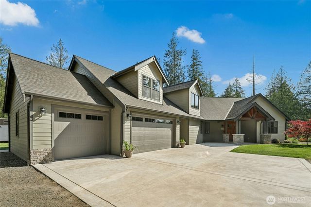2415 44th Avenue NW, Olympia, WA 98502