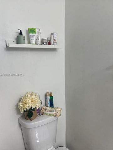 8948 SW 19th St 909, Miramar, FL 33025