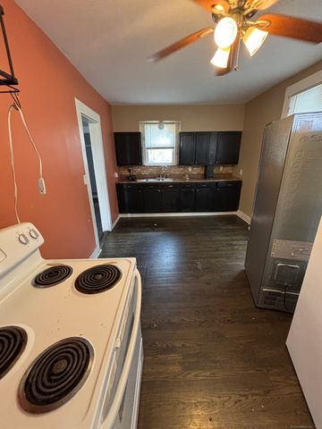 36 Orange Street, Meriden, CT 06451