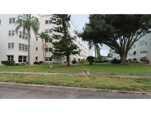 5603 80TH STREET N 207, St Petersburg, FL 33709