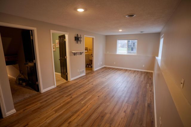 7111 148th Avenue NW, Anoka, MN 55303