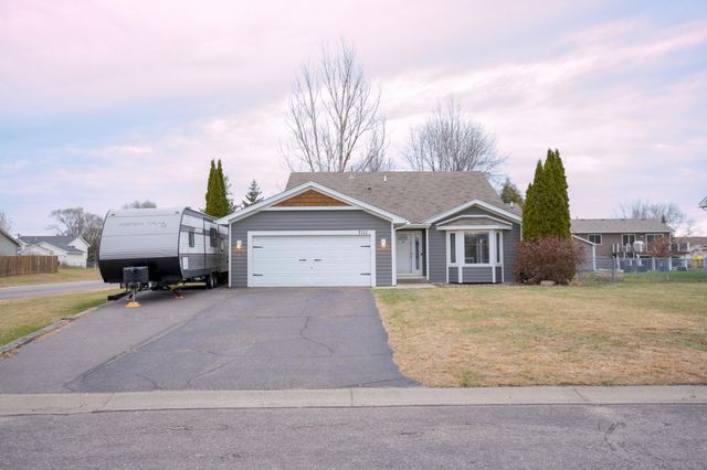 7111 148th Avenue NW, Anoka, MN 55303