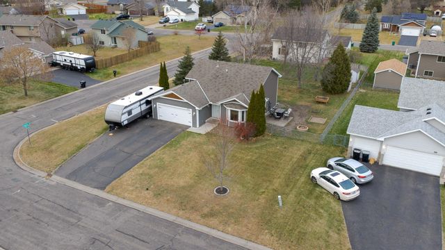 7111 148th Avenue NW, Anoka, MN 55303