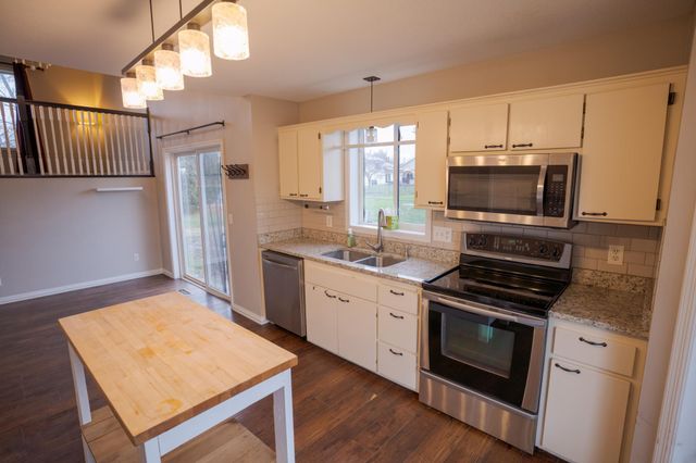 7111 148th Avenue NW, Anoka, MN 55303