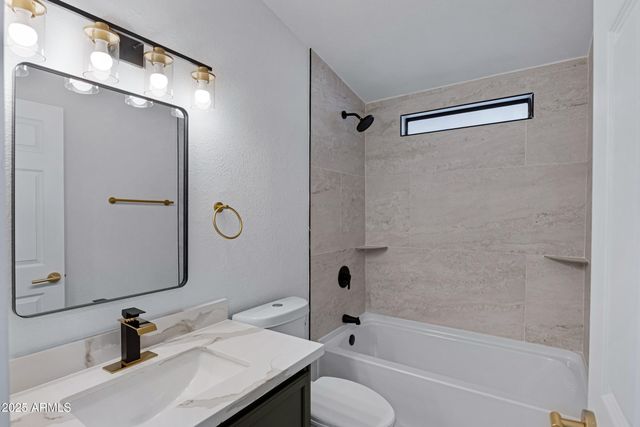 4556 N IRONWOOD Drive N, Apache Junction, AZ 85120