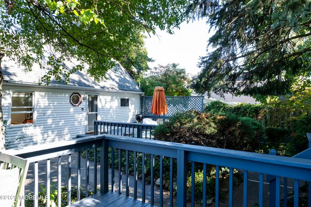 28 Florence Avenue, Leonardo, NJ 07737