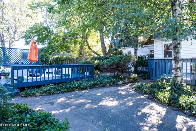 28 Florence Avenue, Leonardo, NJ 07737