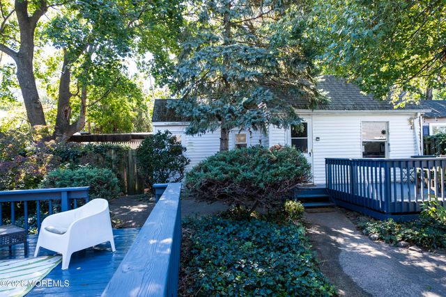 28 Florence Avenue, Leonardo, NJ 07737