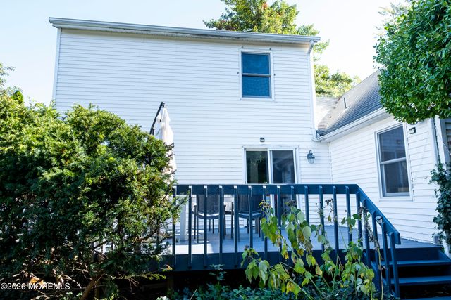 28 Florence Avenue, Leonardo, NJ 07737