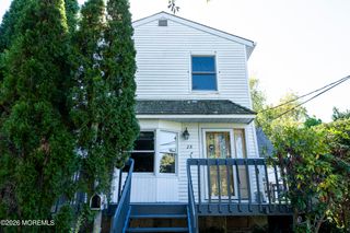 28 Florence Avenue, Leonardo, NJ 07737