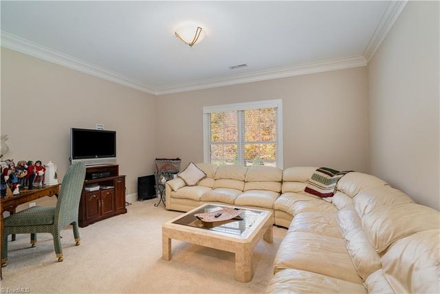 7901 Quiet Place, Oak Ridge, NC 27310