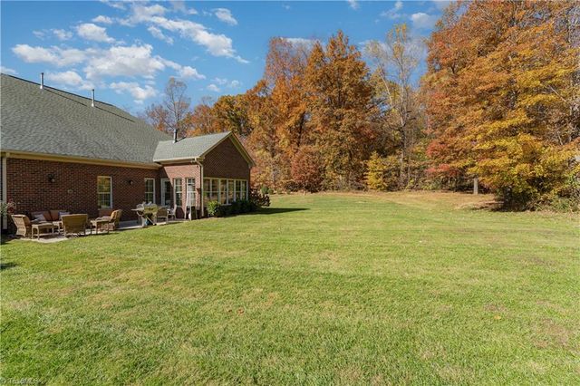 7901 Quiet Place, Oak Ridge, NC 27310