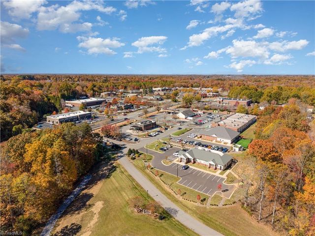 7901 Quiet Place, Oak Ridge, NC 27310