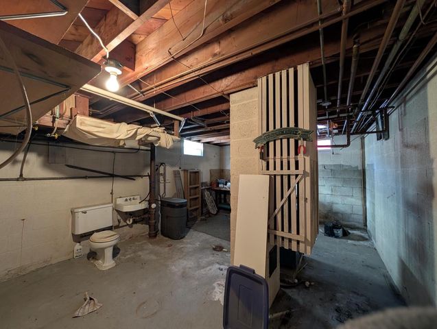 809 Fredonia AVENUE, Fredonia, WI 53021