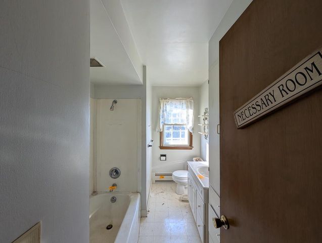 809 Fredonia AVENUE, Fredonia, WI 53021