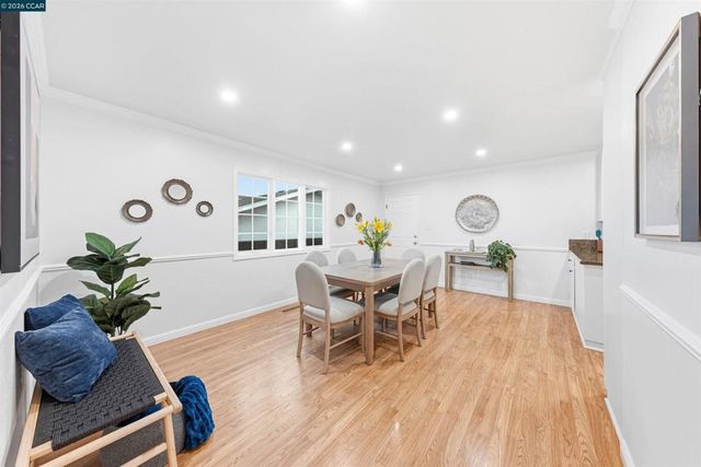 389 389 Mavis Dr, Pleasanton, CA 94566