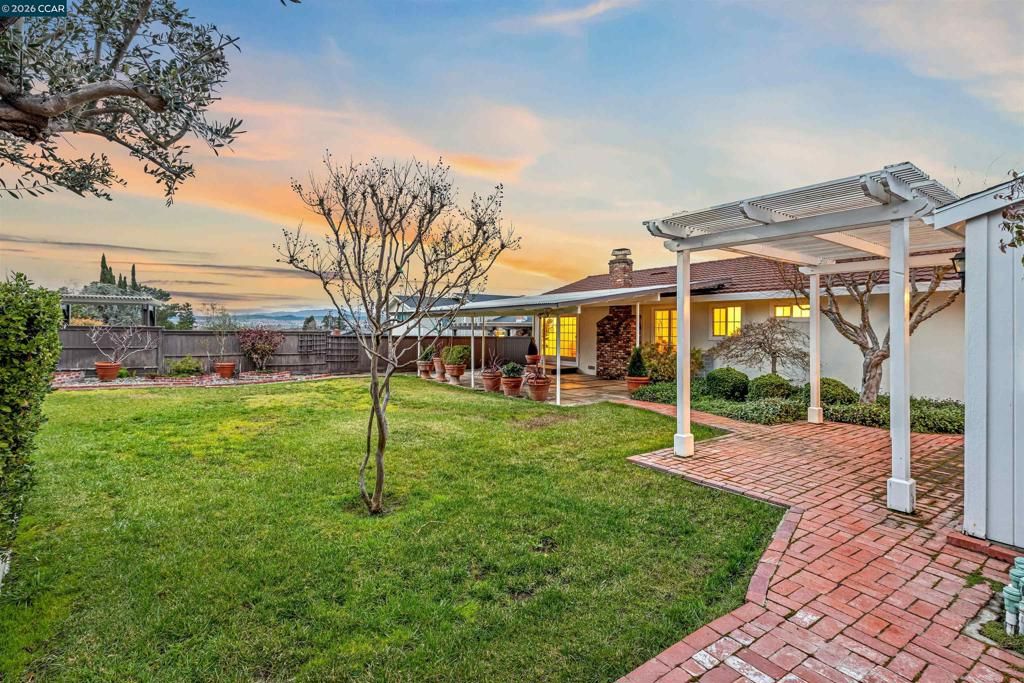 Image 53 of property listing at 389 389 Mavis Dr, Pleasanton, CA 94566