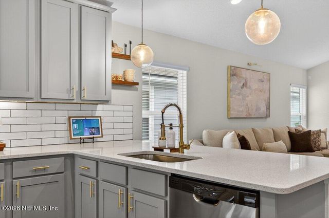 2273 FAIRWAY VILLAS Drive, Jacksonville, FL 32233