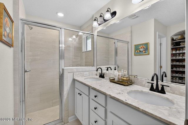 2273 FAIRWAY VILLAS Drive, Jacksonville, FL 32233