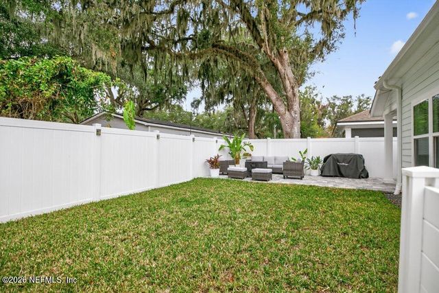 2273 FAIRWAY VILLAS Drive, Jacksonville, FL 32233