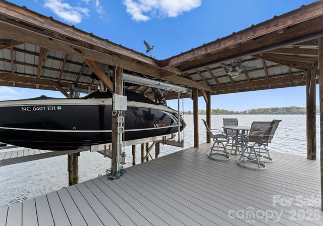 4628 Sierra View Drive, Denver, NC 28037